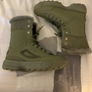 Fila Disruptor Shearling Boots. Size 9.5.